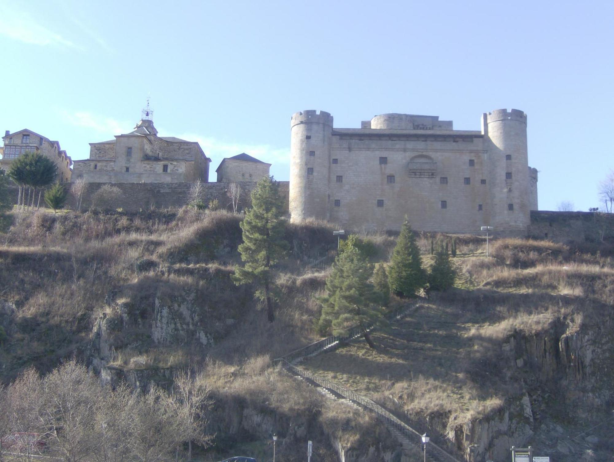 Hotel Los Perales Puebla de Sanabria Kültér fotó